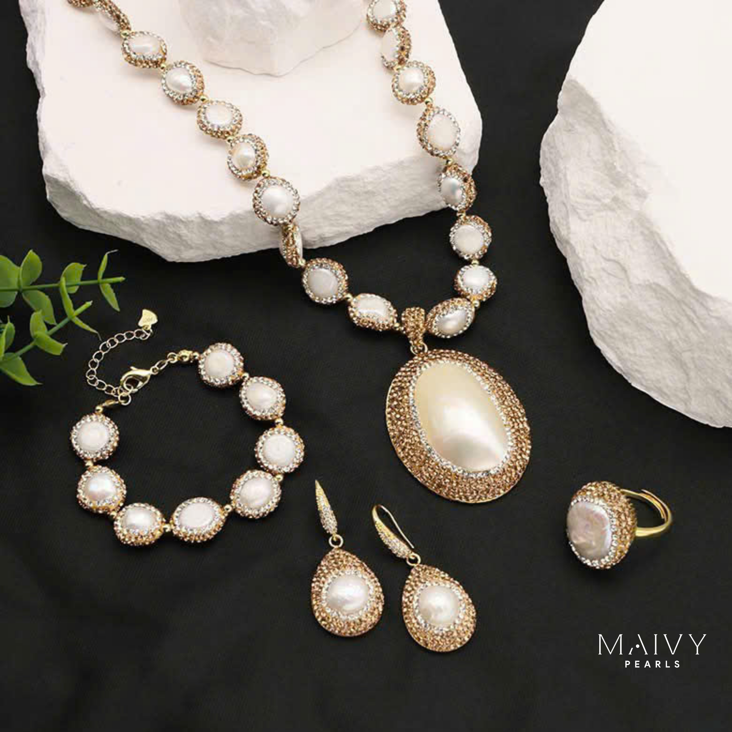lac-tay-ngoc-trai-trang-pearl-cage
